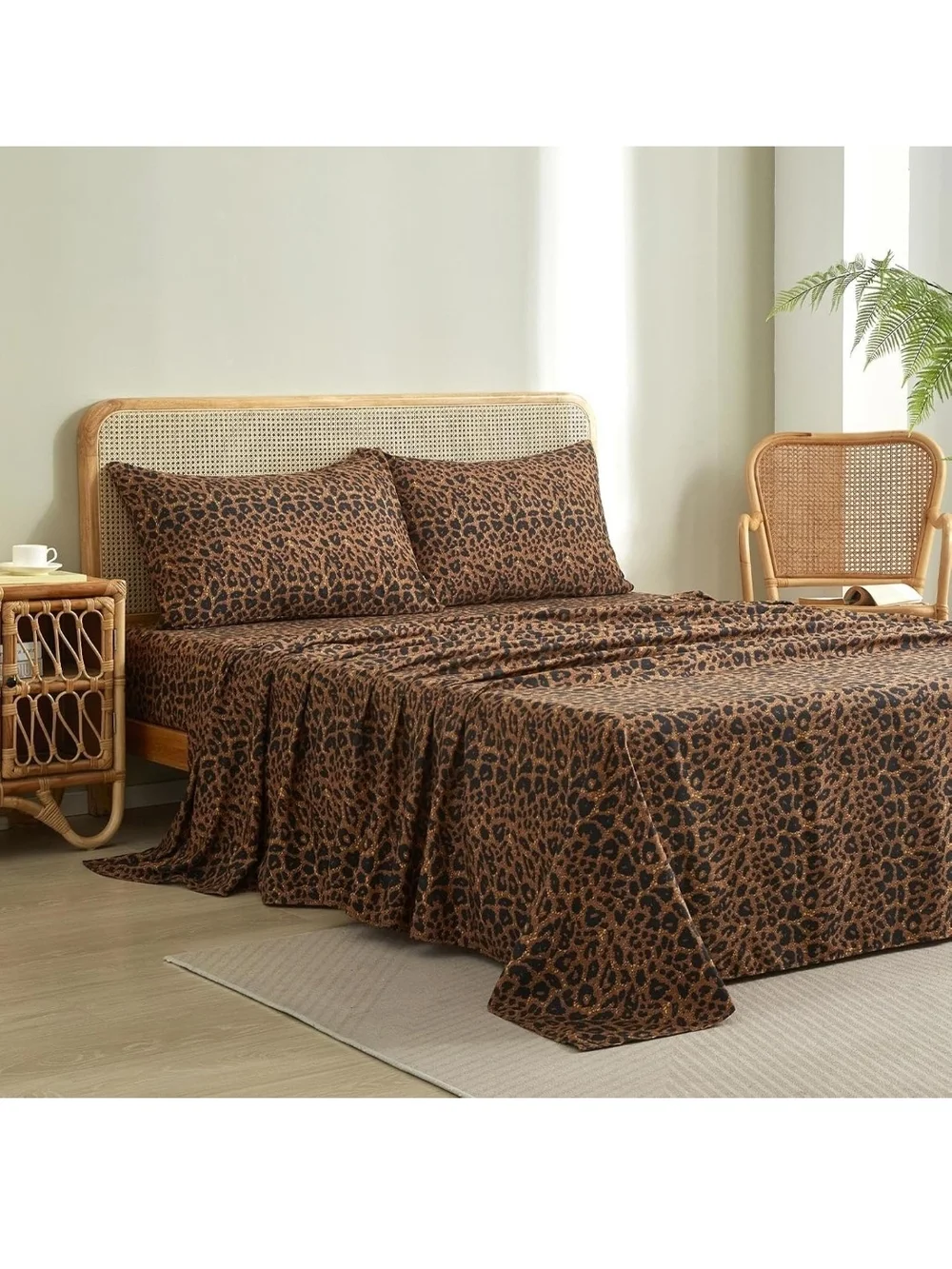 Leopard-Print Bedding Sheet Set in Brown